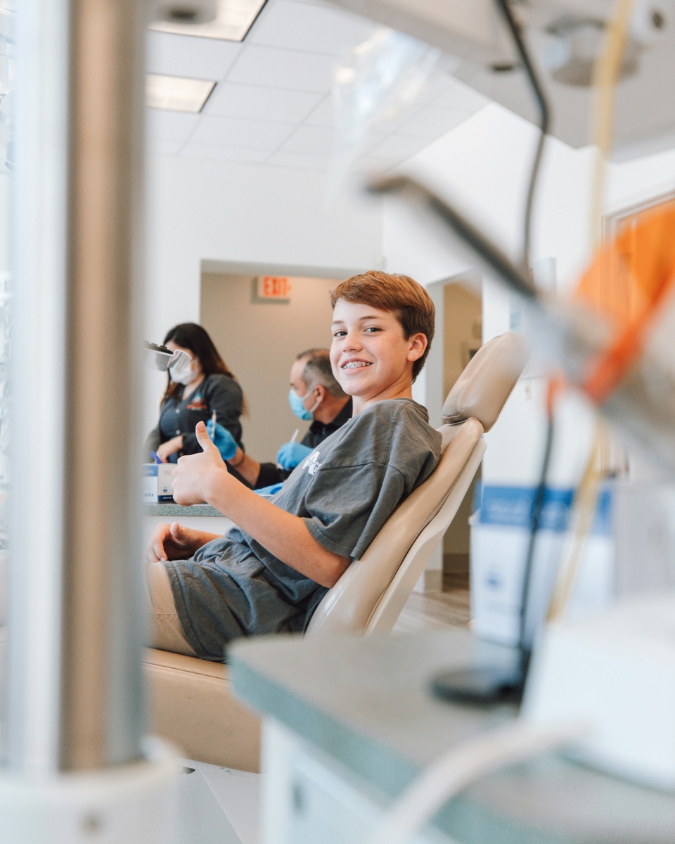 Aparat dentar Spark — alignere transparente la EbiDent